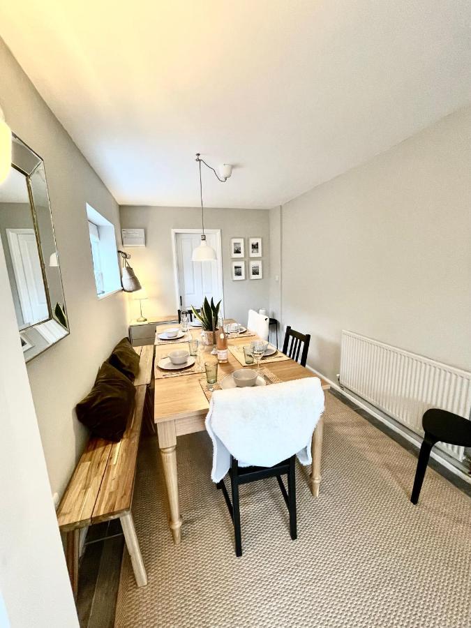 Ar Y Bryn- Lovely Family With Garden, Walk To The Village And Holiday home Saundersfoot